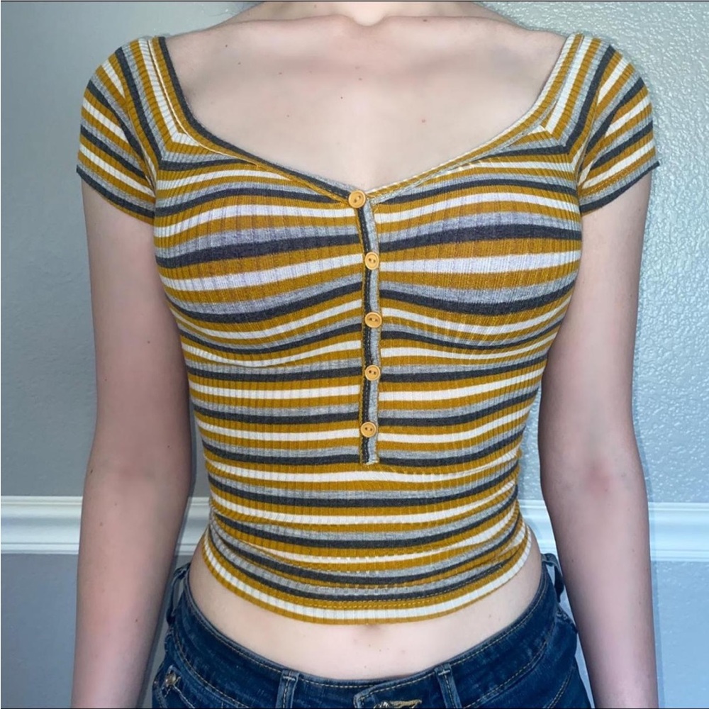 Vintage Jersey Cap Sleeve to Nearly Off-Shoulder Striped Crop Top - XS/S